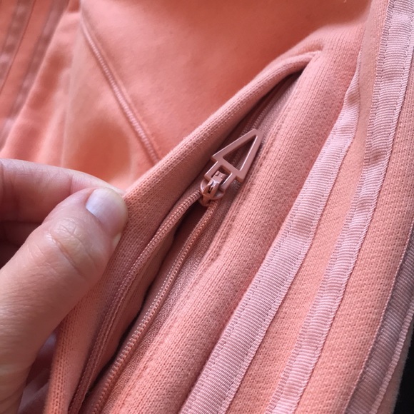 NWT Ivy Park / Adidas French Terry Shorts - Picture 5 of 6